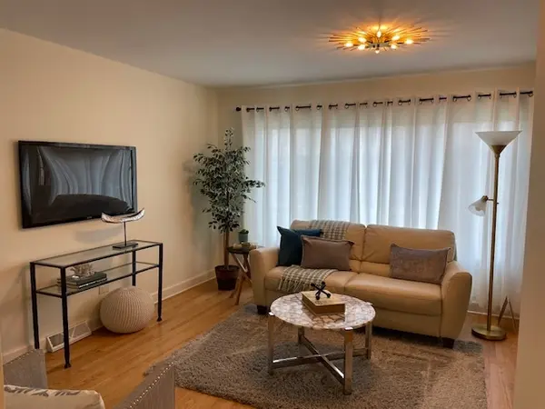 3809 W Wabansia AVE, Chicago, IL 60647