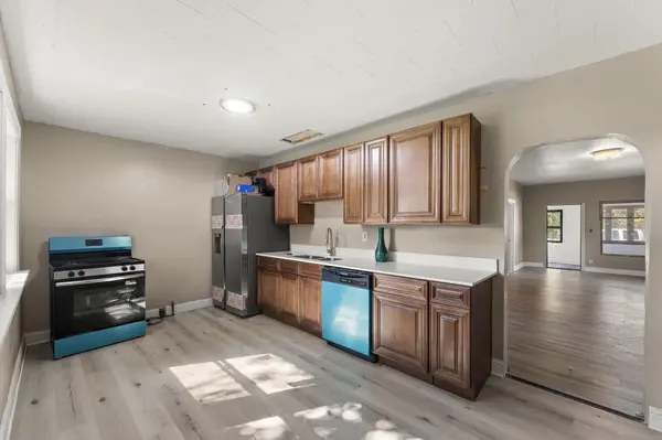 112 W Ohio ST, La Crosse, IN 46348
