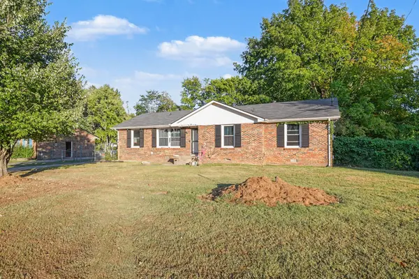 1511 Linden Dr, Clarksville, TN 37042