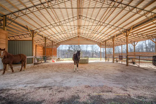 925 Bumpas Rd, Lawrenceburg, TN 38464