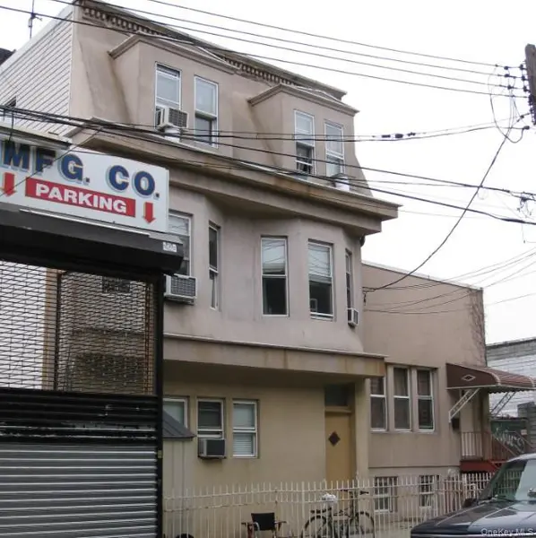 2196 McDonald AVE #4, Brooklyn, NY 11223