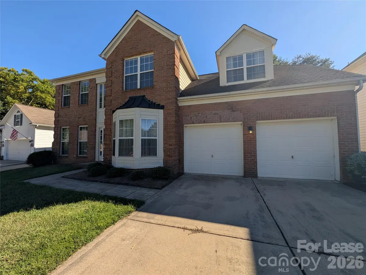 111 Foxtail DR, Mooresville, NC 28117