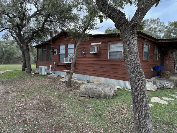 1150 Days End RD, Wimberley, TX 78676