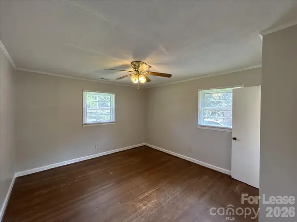 401 Jenny ST, Gastonia, NC 28054