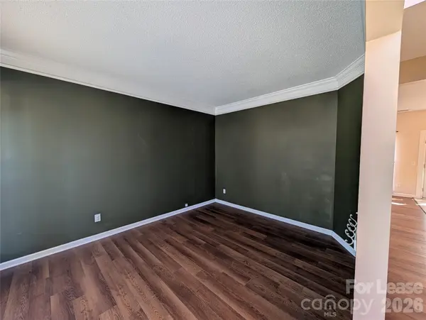 111 Foxtail DR, Mooresville, NC 28117