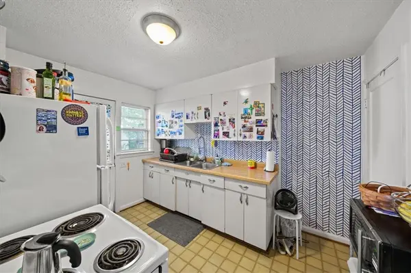 7544 WYOMING ST, Kansas City, MO 64114