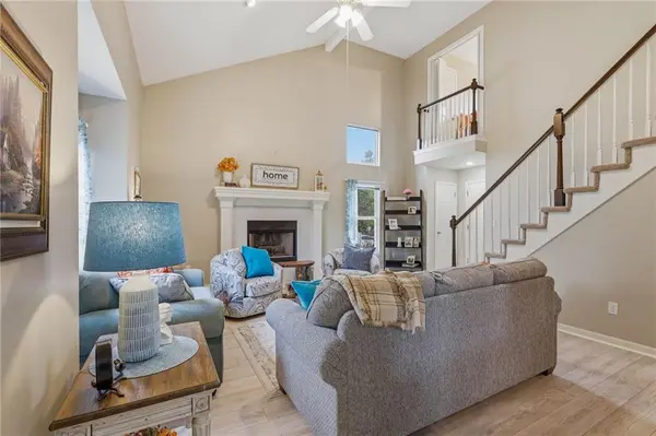 7703 W 148th ST, Overland Park, KS 66223