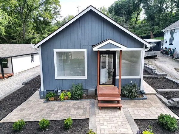1033 Tenny AVE, Kansas City, KS 66102