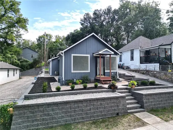 1033 Tenny AVE, Kansas City, KS 66102
