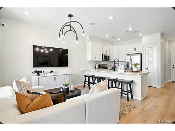 6860 Parterre #4, Thornton, CO 80602