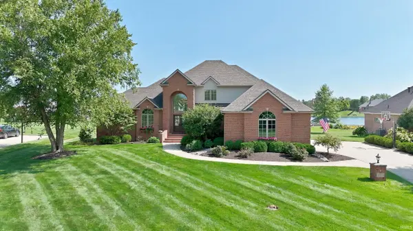 405 Royal Crest DR, Fort Wayne, IN 46814
