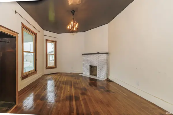 401 E 7th ST, Muncie, IN 47304