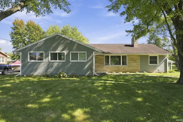 112 N Morrison RD, Muncie, IN 47304