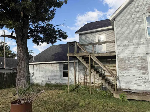 8309 W Smith ST, Yorktown, IN 47396