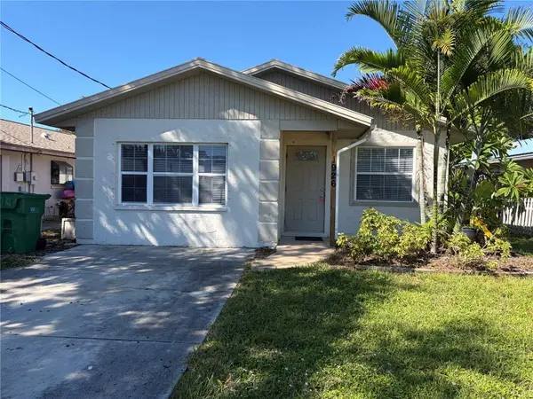 1926 11TH ST W, Palmetto, FL 34221