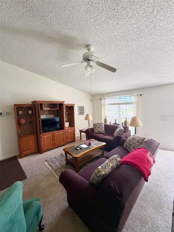68 BALTIMORE LN, Palm Coast, FL 32137