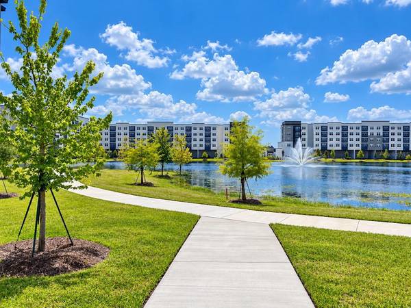 5587 MILLENIA PARK BLVD #222, Orlando, FL 32839