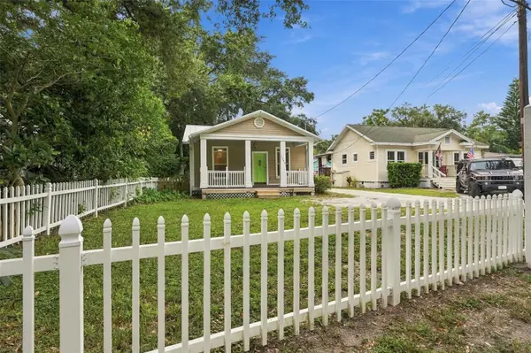 1242 NEW YORK AVE, Dunedin, FL 34698