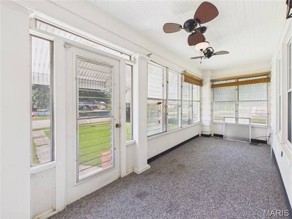 901 E Main ST, Steeleville, IL 62288