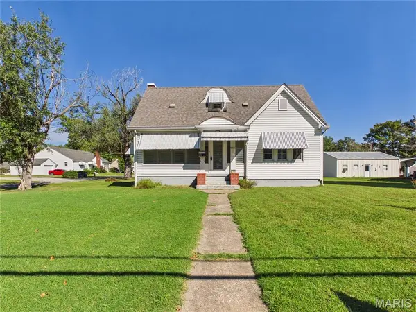 901 E Main ST, Steeleville, IL 62288