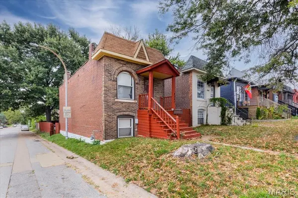 4347 Fyler AVE, St Louis, MO 63116