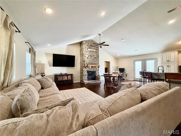 19010 Albert ST, Dexter, MO 63841