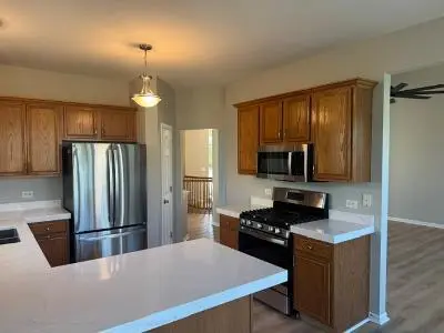24164 Apple Creek LN, Plainfield, IL 60586