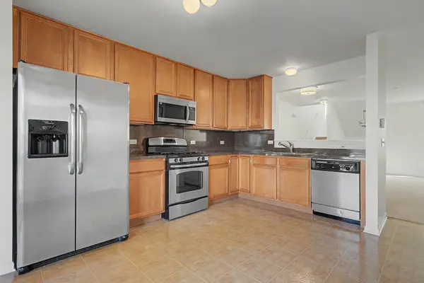 792 RIVER MILL Pkwy, Wheeling, IL 60090