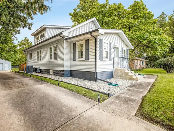 813 Harlem RD, Machesney Park, IL 61115