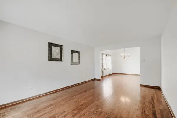 9015 Natoma AVE, Oak Lawn, IL 60453