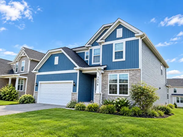 3056 Geranium DR, Aurora, IL 60503