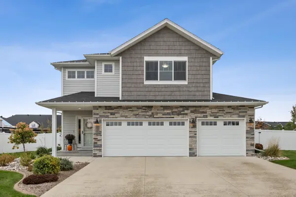 6054 Autumn DR S, Fargo, ND 58104