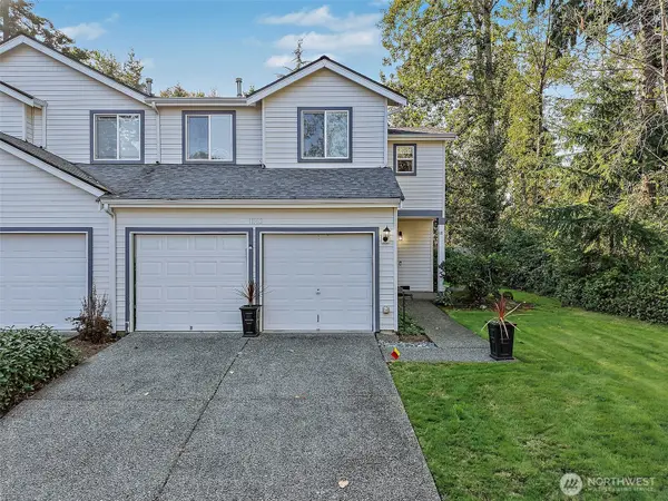 11502 SE 221st PL, Kent, WA 98031