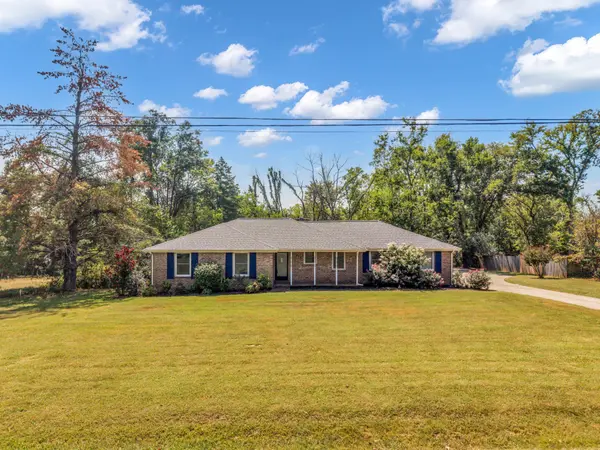 495 Page Dr, Mount Juliet, TN 37122