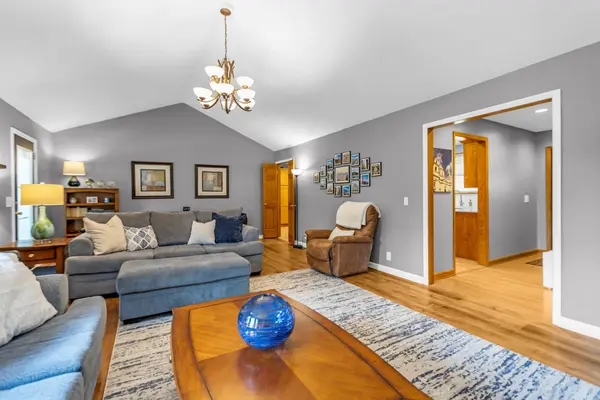 495 Page Dr, Mount Juliet, TN 37122