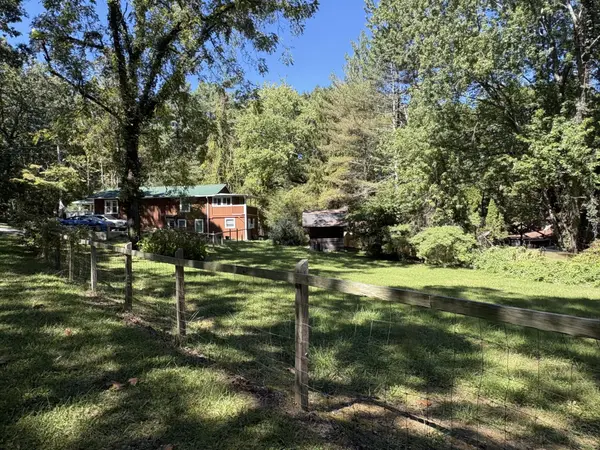 5000 Sawyer Road, Signal Mountain, TN 37377