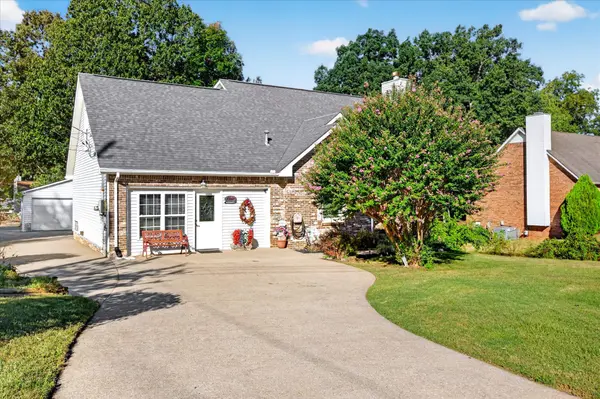 1110 Rosebrook Dr, Clarksville, TN 37042