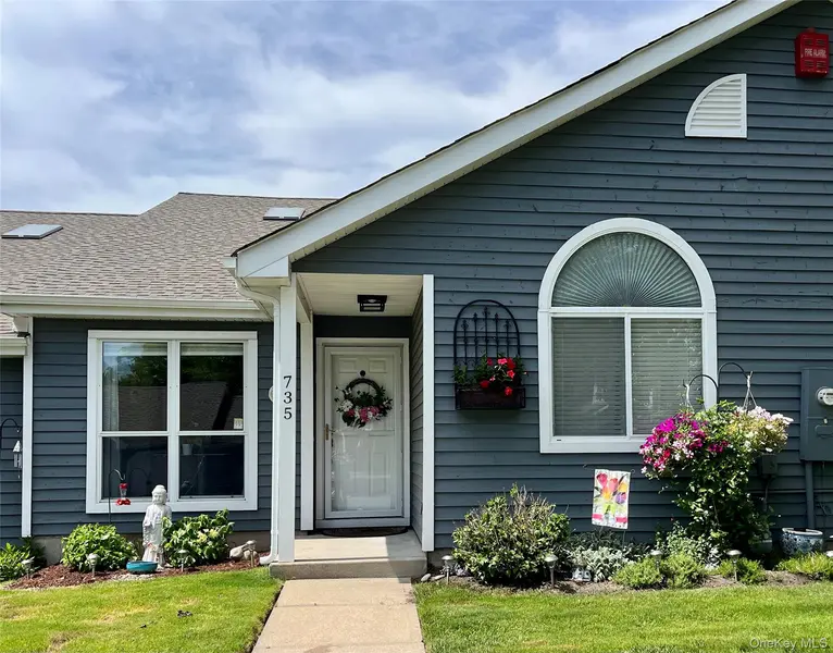 735 Spring Lake DR, Middle Island, NY 11953