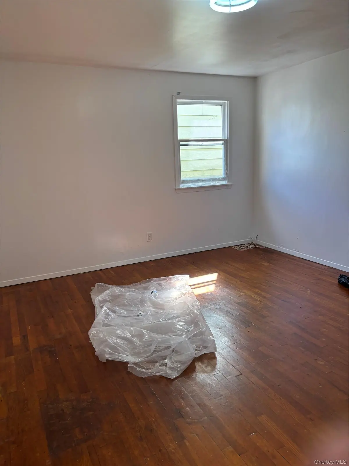 31-43 101 ST #2fl, East Elmhurst, NY 11369