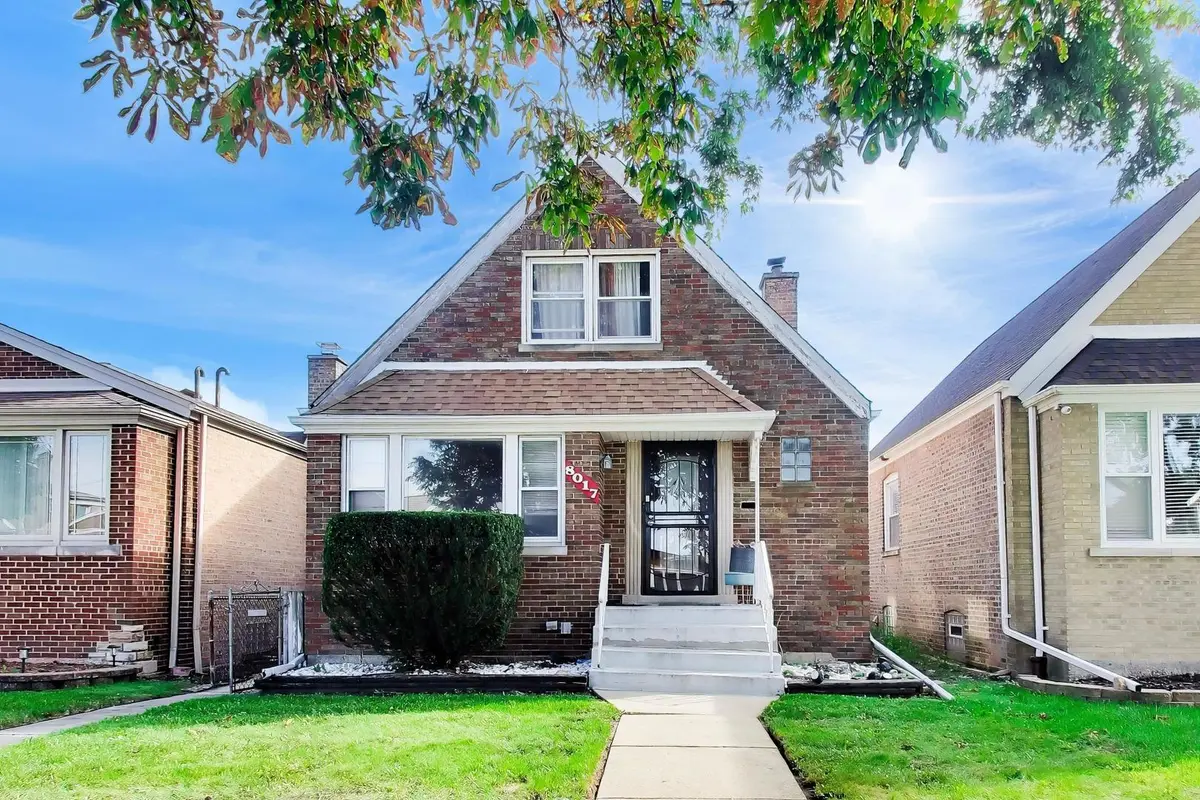 8017 S Sacramento AVE, Chicago, IL 60652