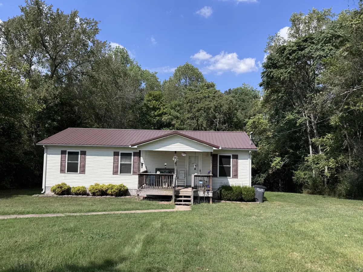634 Bennett Hill Rd, Red Boiling Springs, TN 37150