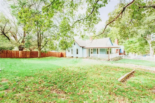 11215 Evans ST, Sugar Creek, MO 64054