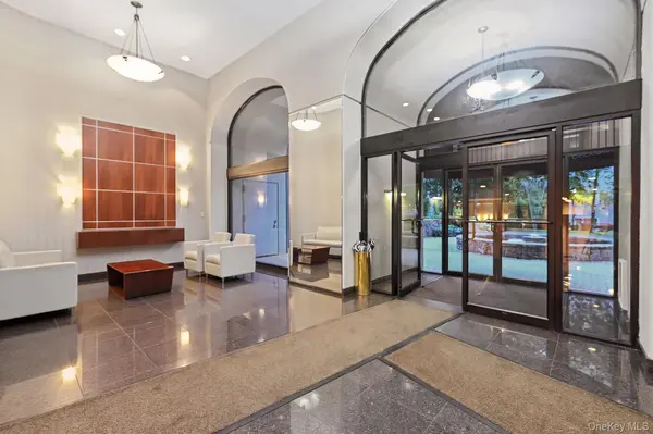 15 Stewart PL #12A, White Plains, NY 10603