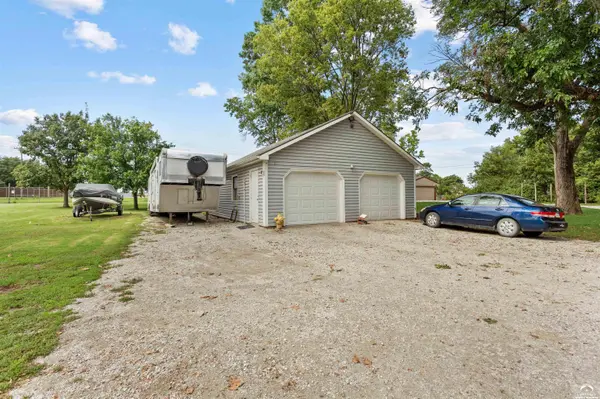 328 S Ash ST, Ottawa, KS 66067