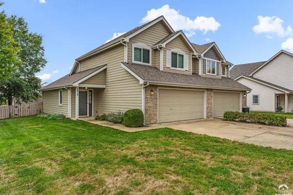 4913 Stoneback PL, Lawrence, KS 66047