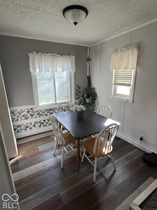 335 S 25th AVE, Beech Grove, IN 46107
