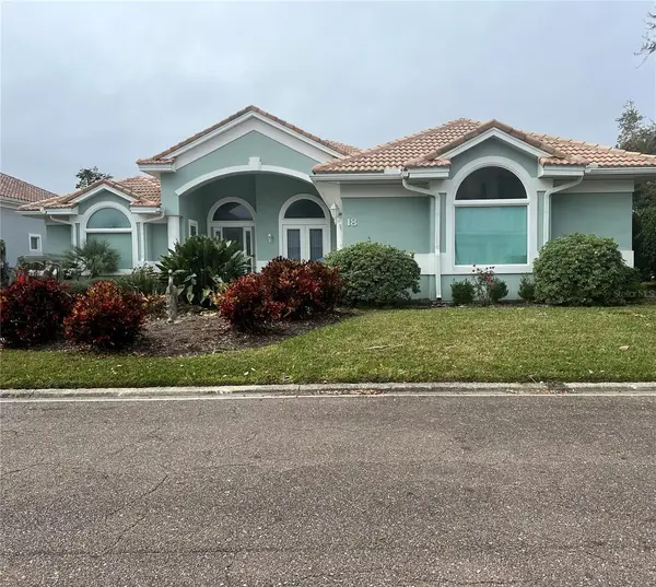 18 OAK VIEW CIR E, Palm Coast, FL 32137