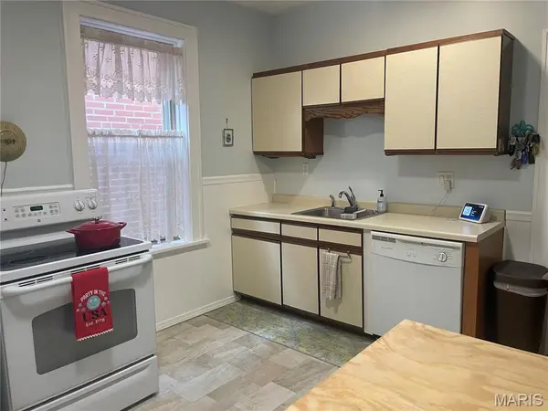 5418 S Kingshighway BLVD, St Louis, MO 63109