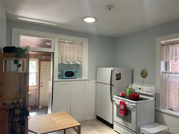 5418 S Kingshighway BLVD, St Louis, MO 63109