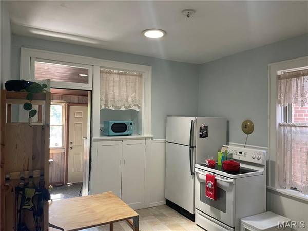 5418 S Kingshighway BLVD, St Louis, MO 63109